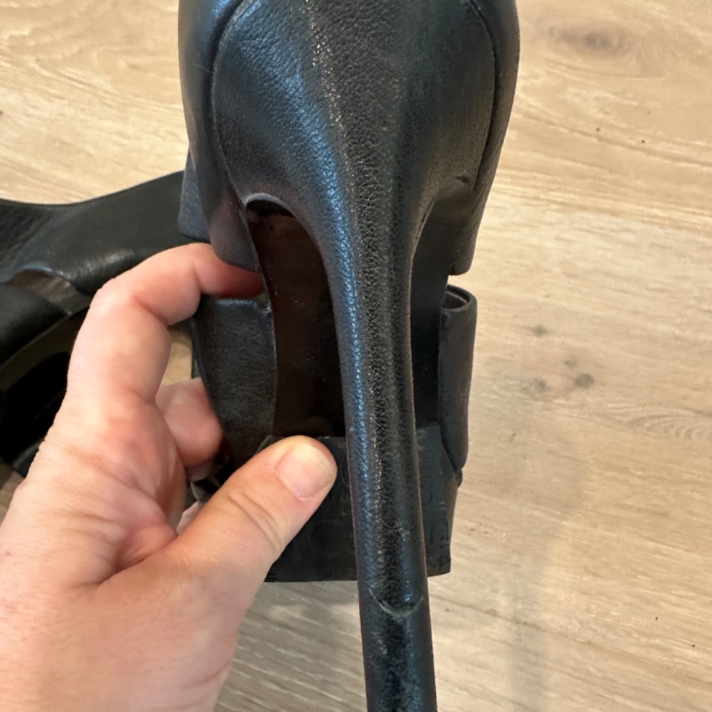 Calvin Klein black leather high heel platform shoes - size 8 - Picture 8 of 9